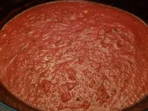 Crock Pot Spaghetti or Pizza Sauce in crock pot