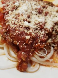 spaghetti sauce over palmini noodles