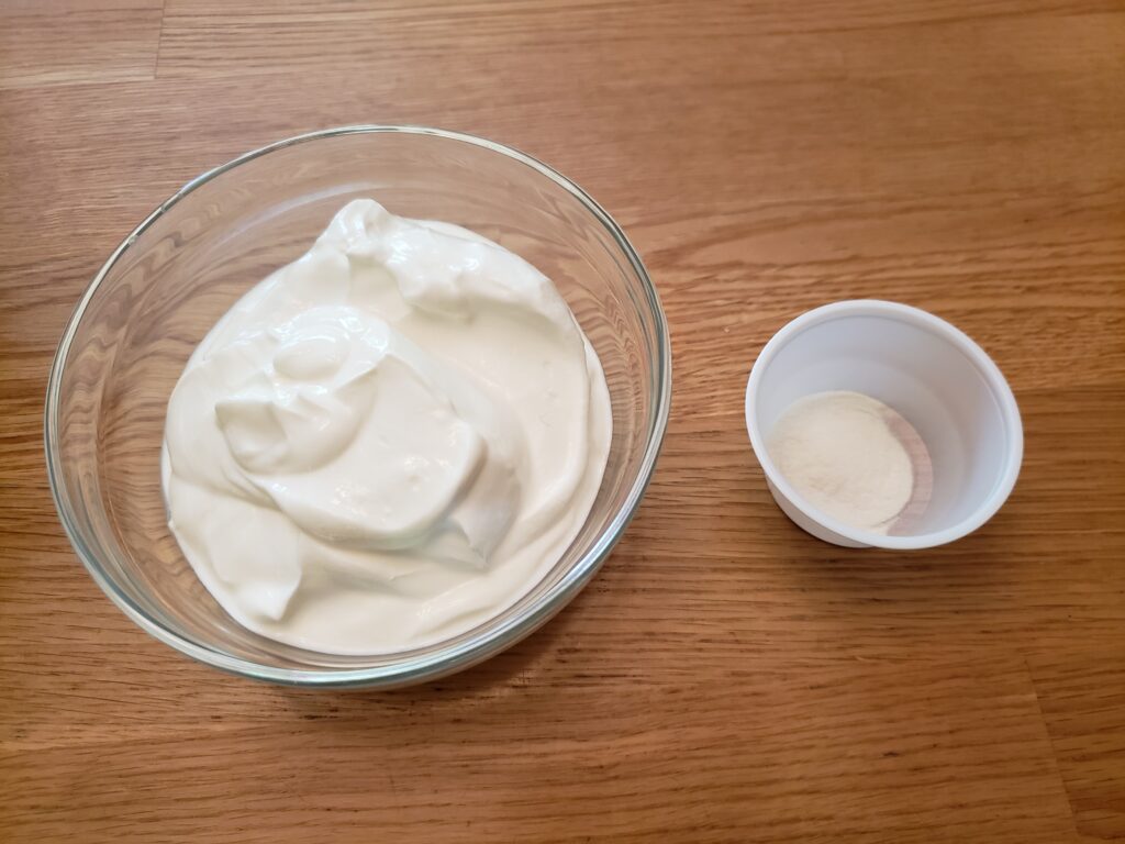 sour cream and xanthan gum