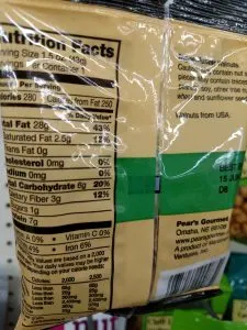 chopped walnuts label