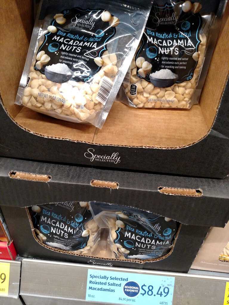 Specially Selected Roasted Salted Macadamias