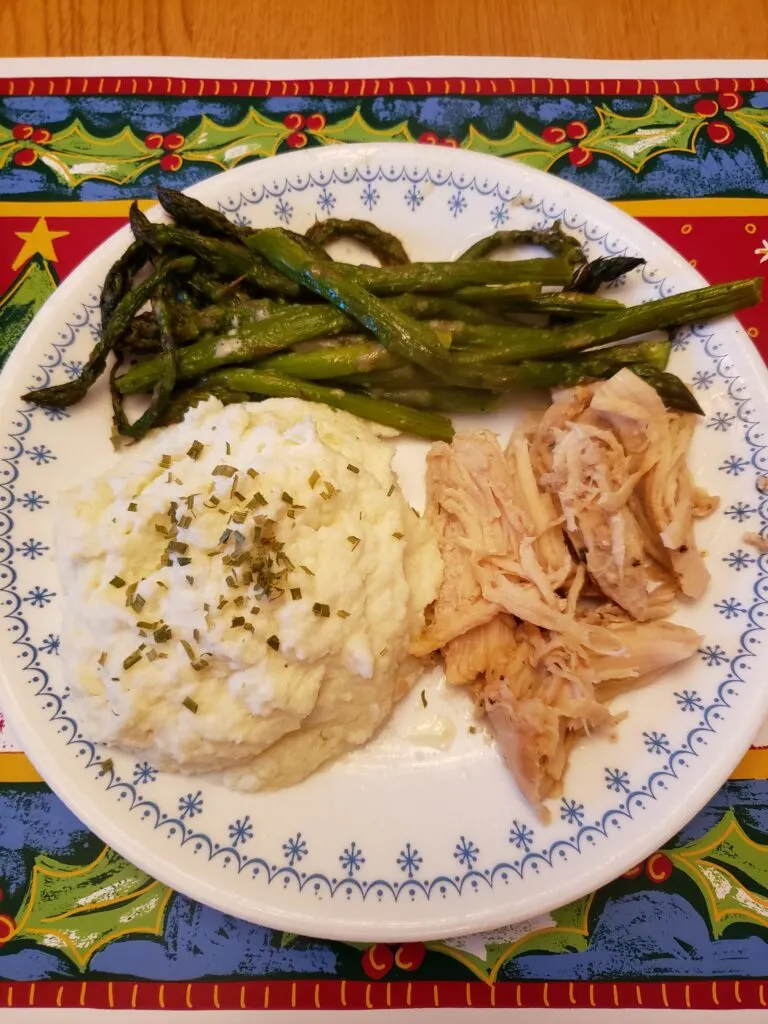 Keto Mashed Cauliflower Much Like Potatoes with chicken and asparagus