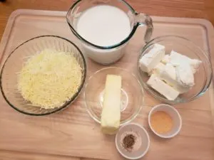 ingredients for alfredo sauce measured out