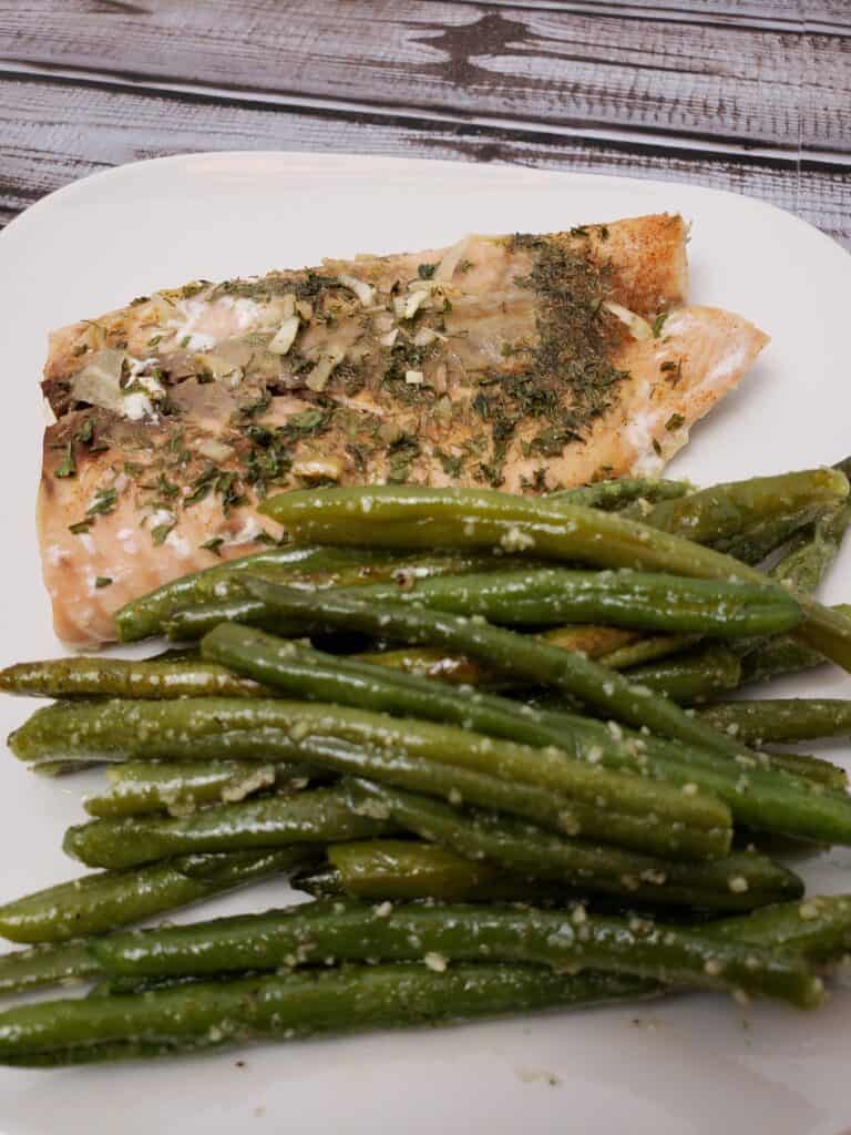 Roasted Parmesan Green Beans with salmon