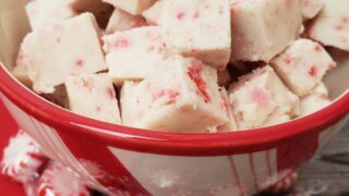 Easy Keto Peppermint Fudge in peppermint colored bowl