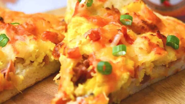 Image for Bacon and Eggs Breakfast Pizza Recipe