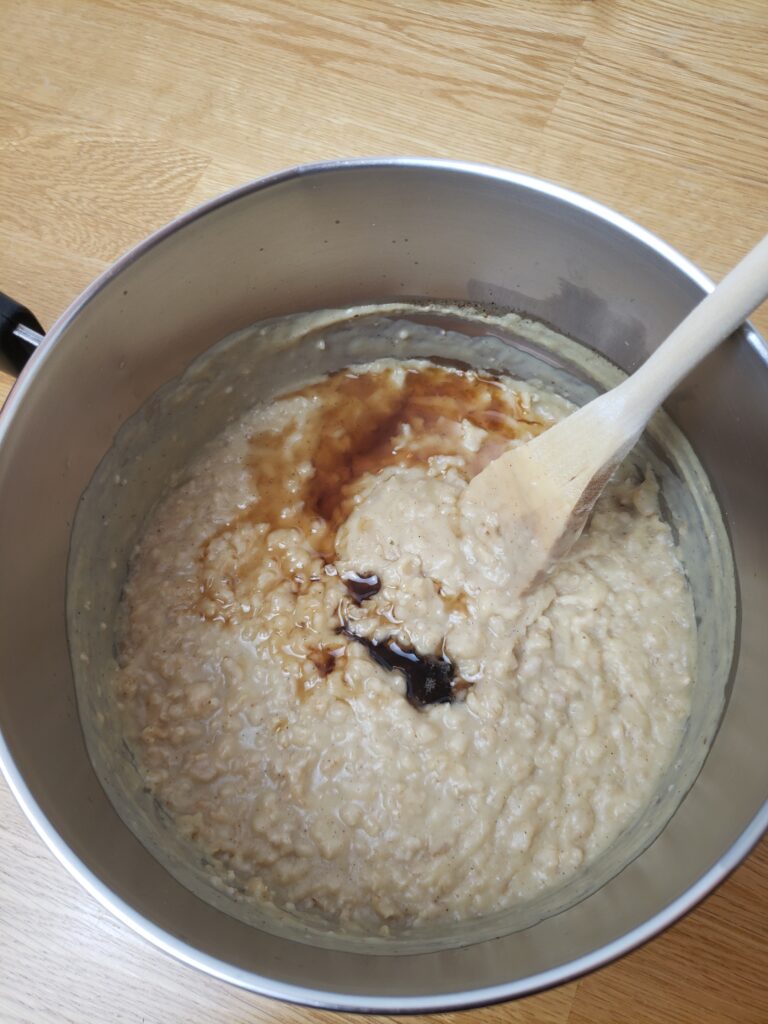 added syrup and vanilla to oatmeal