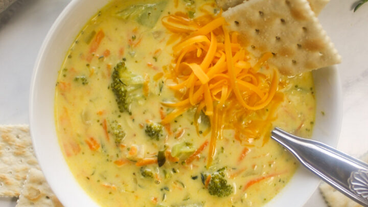 Image for Cheesy Broccoli Zucchini Soup
