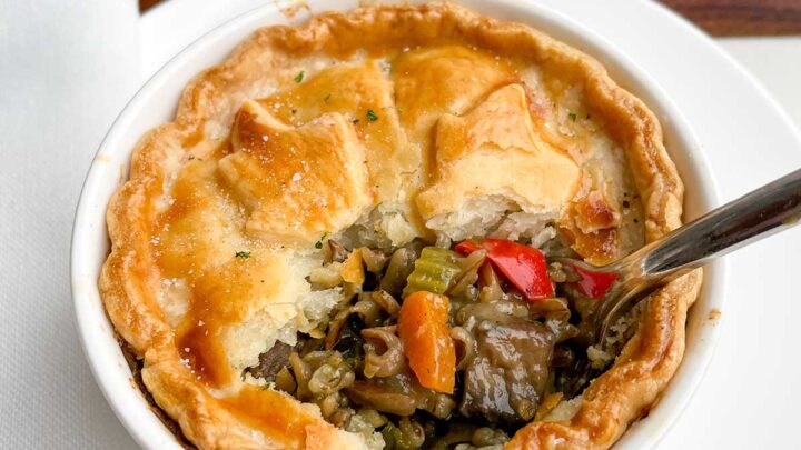 Image for Easy Vegetarian Pot Pie Recipe