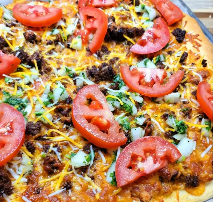 beef and bean taco pizza