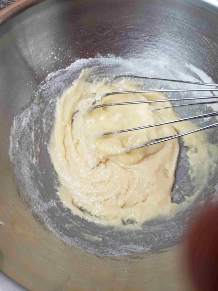beating well after adding flour mixture