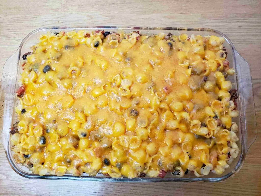 taco macaroni casserole cooked