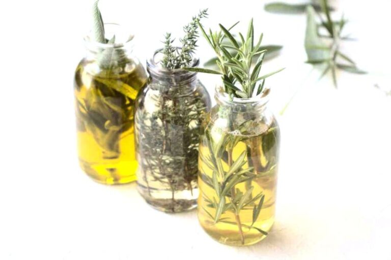 Some Sage, Rosemary, And Thyme Oils Slowed Selected Microbes In Lab Tests, But Their Oils Are Not The Same